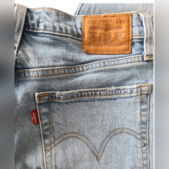 LEVI'S PREMIUM | WEDGIE STRAIGHT RAW HEM JEANS | SIZE 25 - Picture 10 of 14